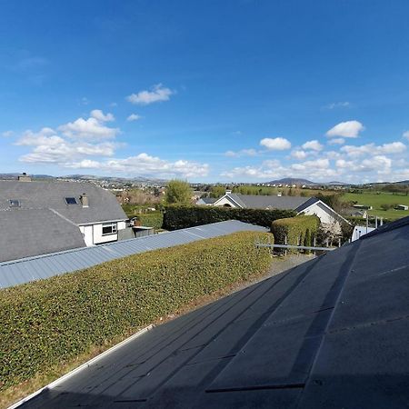 Quiet 2-Bedroom Buncrana Home Kültér fotó